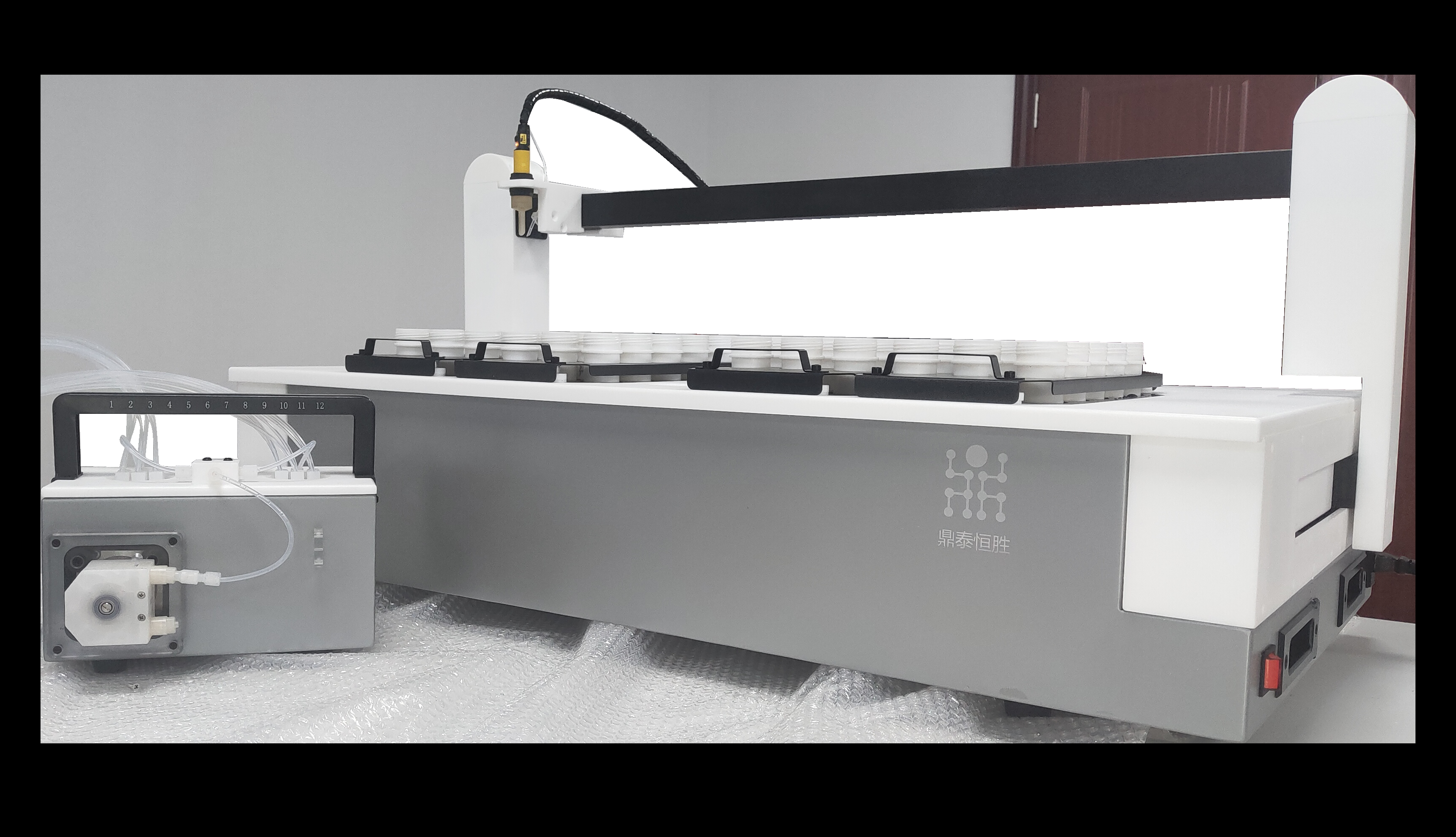 全(quán)自(zì)動(dòng)石(dàn)墨(mò)消解(jiě)儀影響定容精度(dù)的(de)因(yīn)素及(jí)校(xiào)正